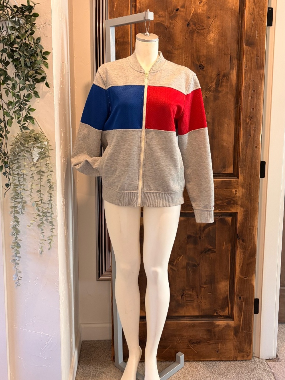 Tommy Hilfiger Men’s Retro Color‑Block Zip Jacket – Size M